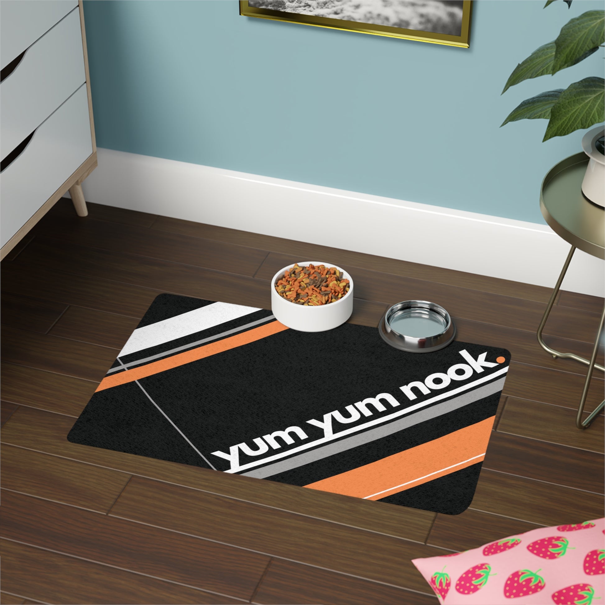 Modern Pet Food Mats